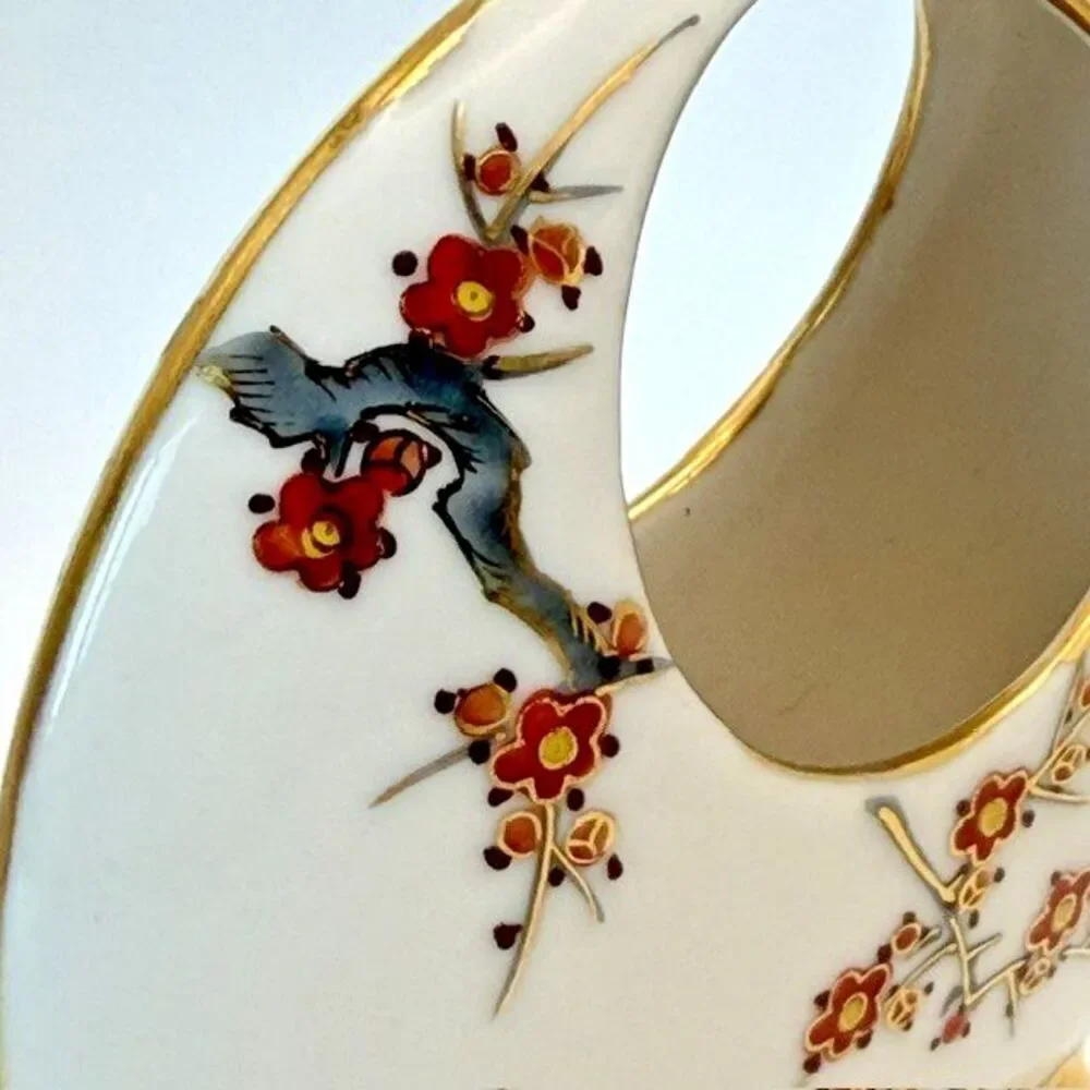 Japanese Satsuma Moon Vase HSK Seattle Hand Painted Porcelain 4.25